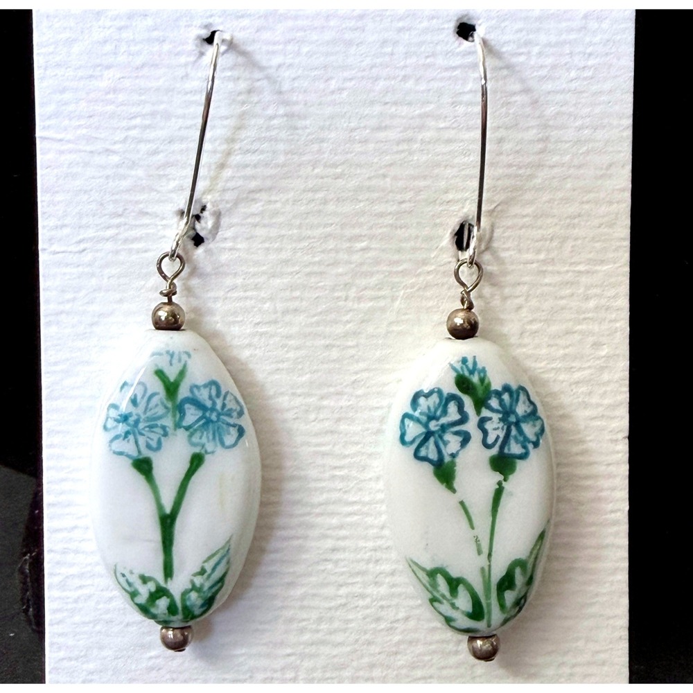 Ceramic‎ Earrings New Handmade by Stephanie Aune Floral Blue White J3055